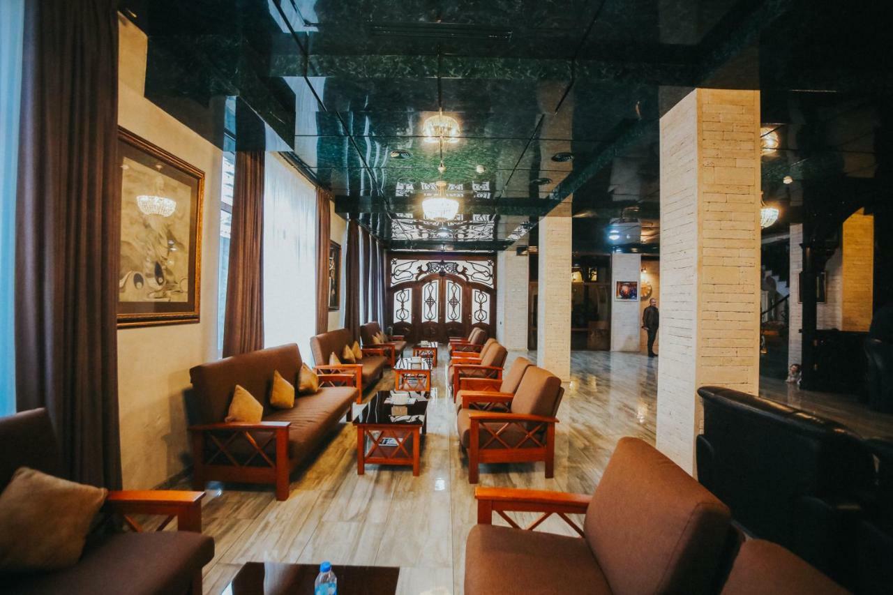 Hotel Wine Palace Tiflis Exterior foto